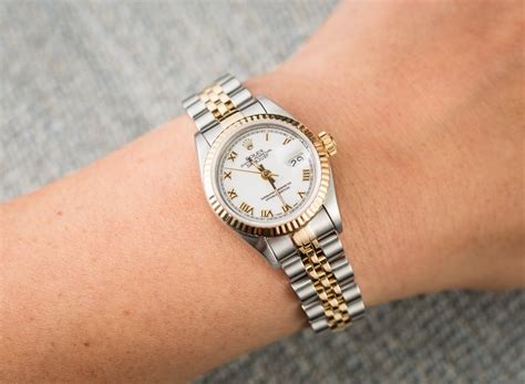 26mm rolex lady datejust on wrist|rolex lady datejust 26 price.